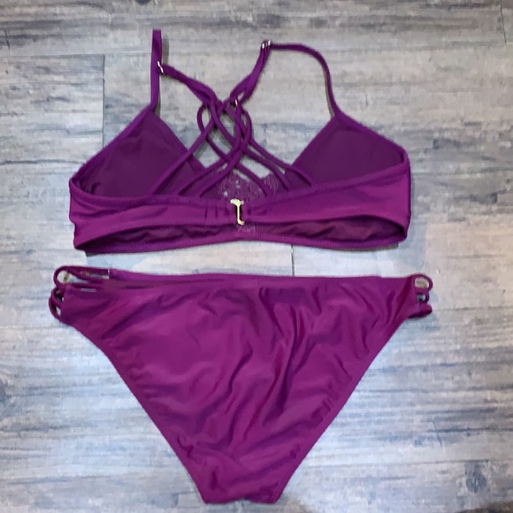 Bathing suit - Picture 5 of 8